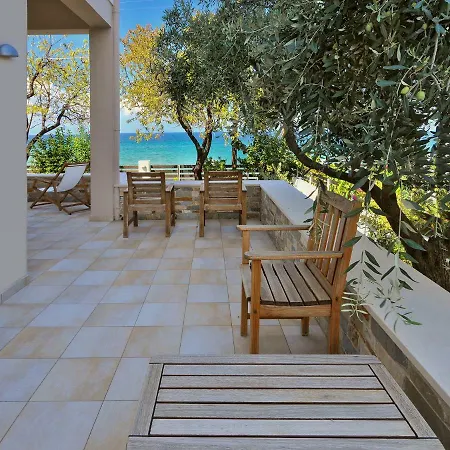 Balconies On Sea - The Garden Casa vacanze *