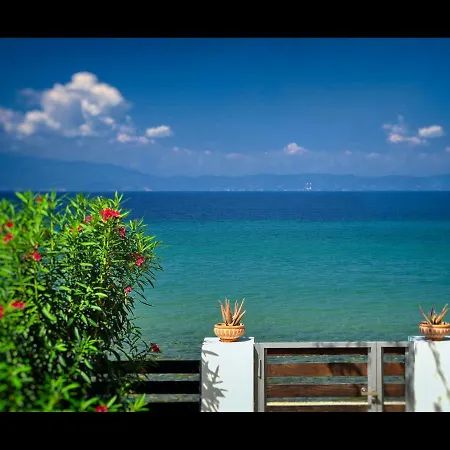Balconies On Sea - The Garden Casa vacanze *